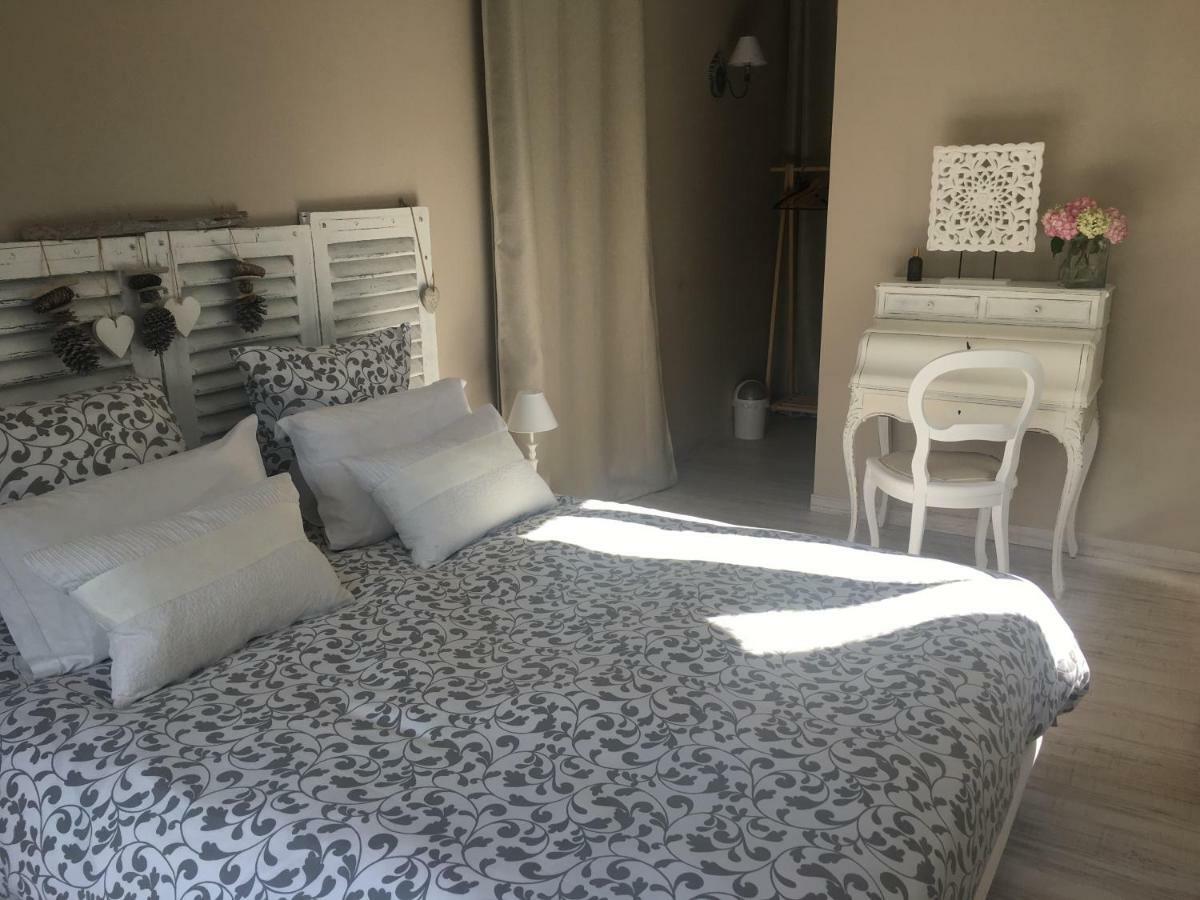 Chambres D'Hotes Des Demoiselles Ville-Saint-Jacques Bagian luar foto